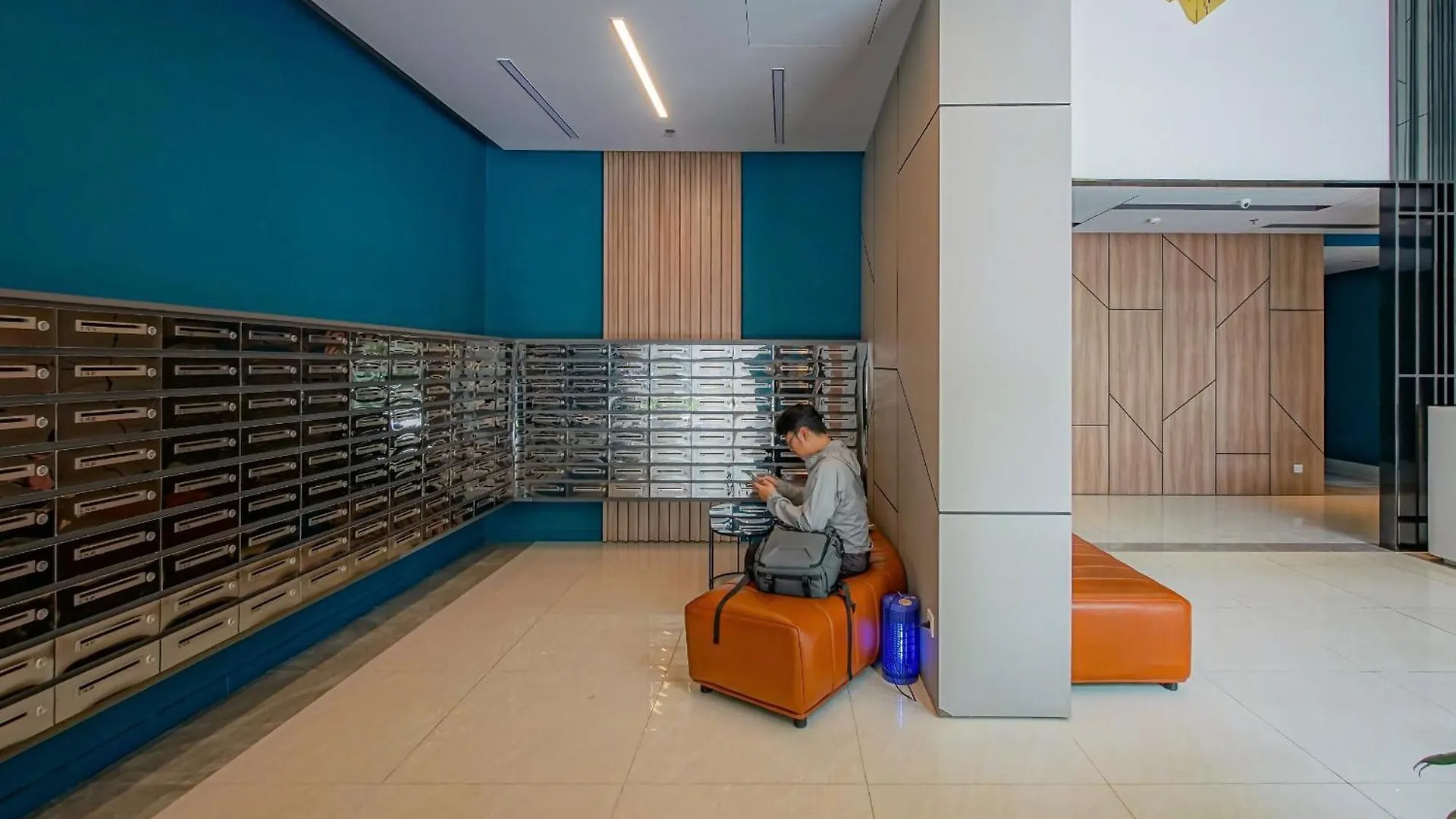 Soho Residence & Hotel Ho Chi Minh City Apartment